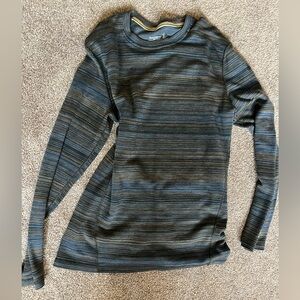 Men’s Smartwool Blue and Yellow Knit Top 250 size medium